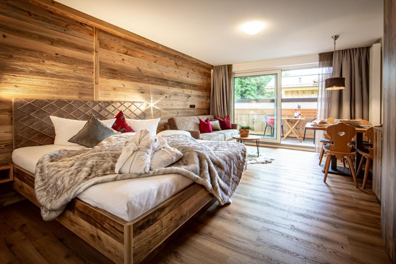 Brunnenhof Oberstdorf - Ferienwohnungen Mit Hotel Service Экстерьер фото
