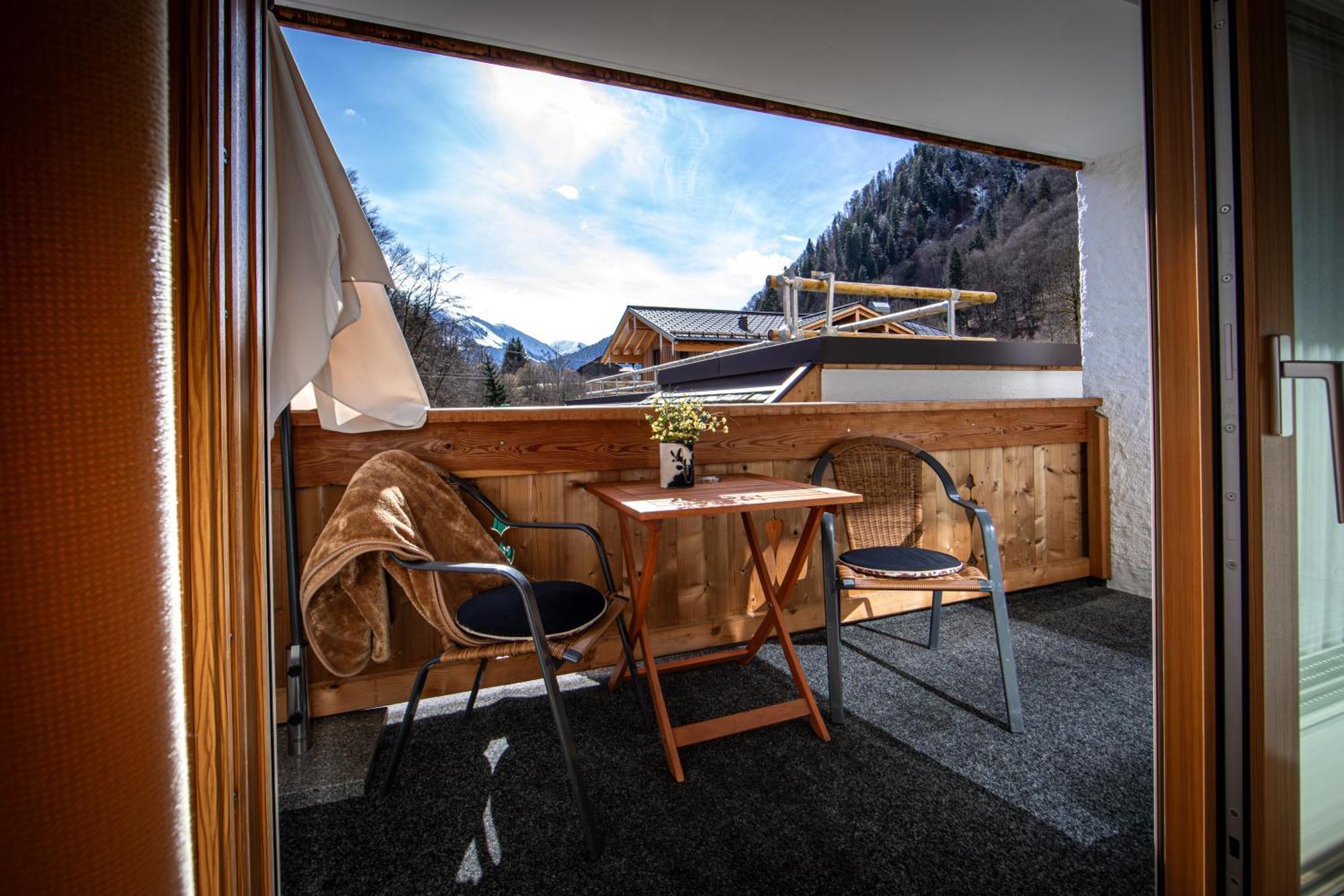 Brunnenhof Oberstdorf - Ferienwohnungen Mit Hotel Service Экстерьер фото