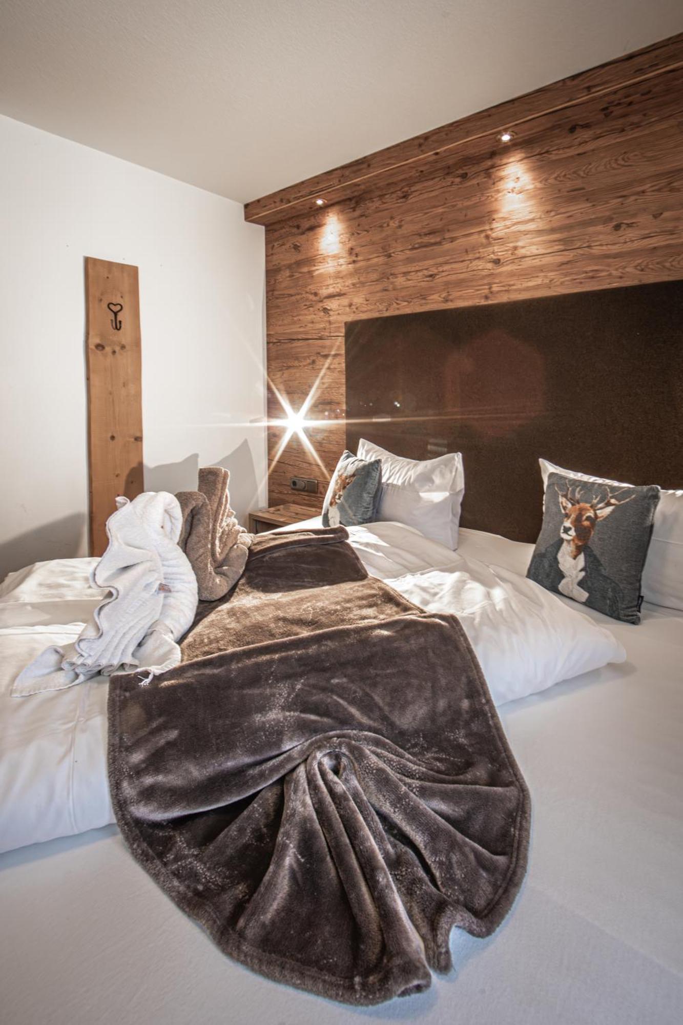 Brunnenhof Oberstdorf - Ferienwohnungen Mit Hotel Service Экстерьер фото